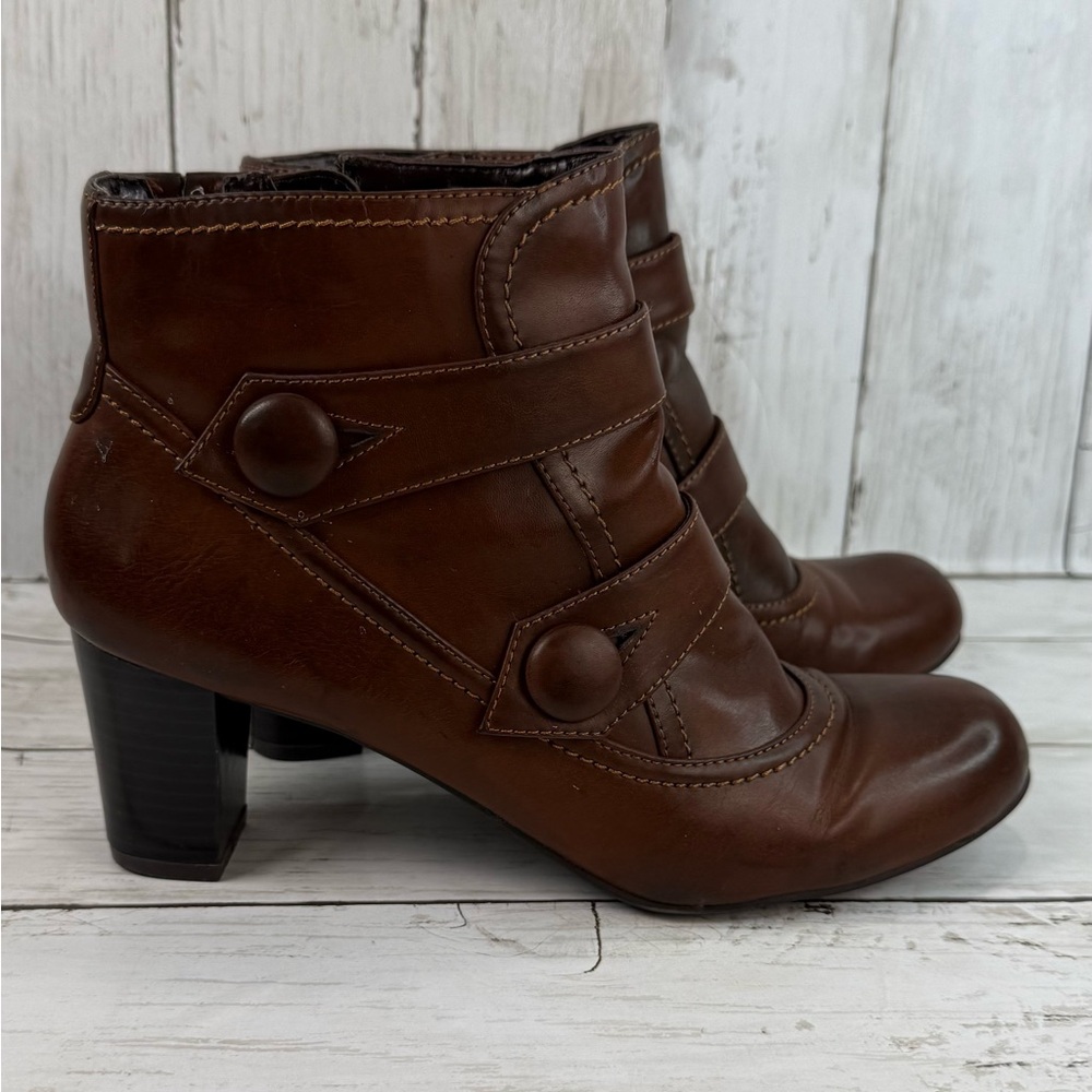 Naturalizer Woman’s Brown Zip Heel Ankle Boots Booties Size 9.5 M Marloe View 2